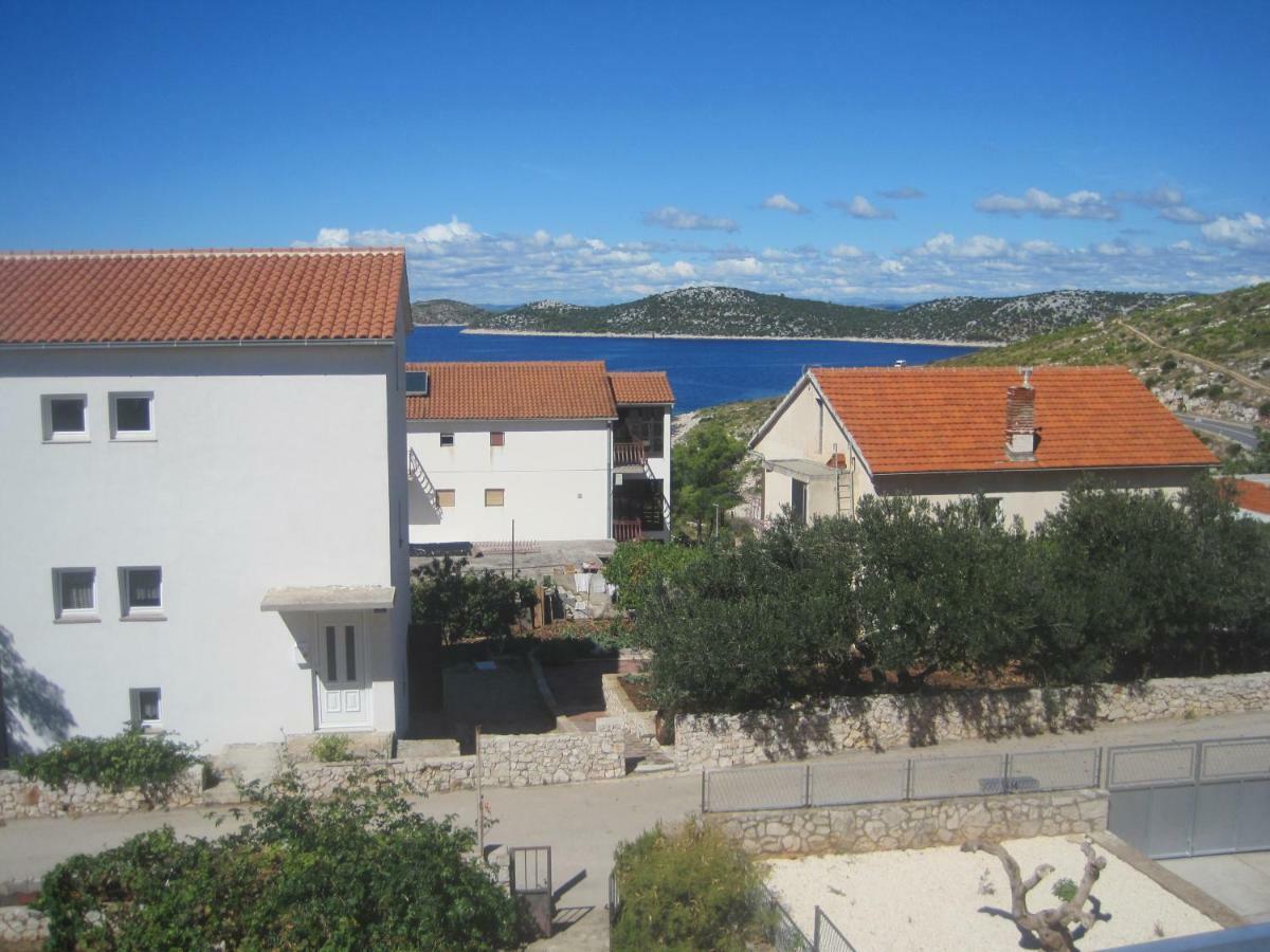 Apartments Ivan Perkov Tomas Bilo Primošten Exterior foto